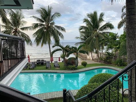 ROBINLAND VACATION HOME (Badian, Cebu Island) .